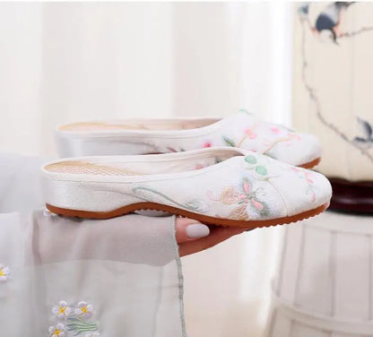 Ethnic Embroidered Satin Slippers for Women Summer Vintage Slides Ladies Dress Shoes Female Closed Toe Backless Sandals