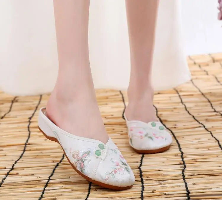 Ethnic Embroidered Satin Slippers for Women Summer Vintage Slides Ladies Dress Shoes Female Closed Toe Backless Sandals