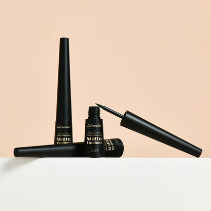 Matte Liquid Eyeliner Matte Eyeliner Waterproof and Sweat-Proof Non-Smudge Liquid Eyeliner Smooth Liquid Eyeliner