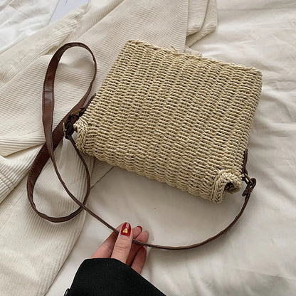 Women Weave Straw Bag Seaside Crossbody Bag Vintage Summer Straw Beach Bag Adjustable Strap Handmade Travel Flap Bag