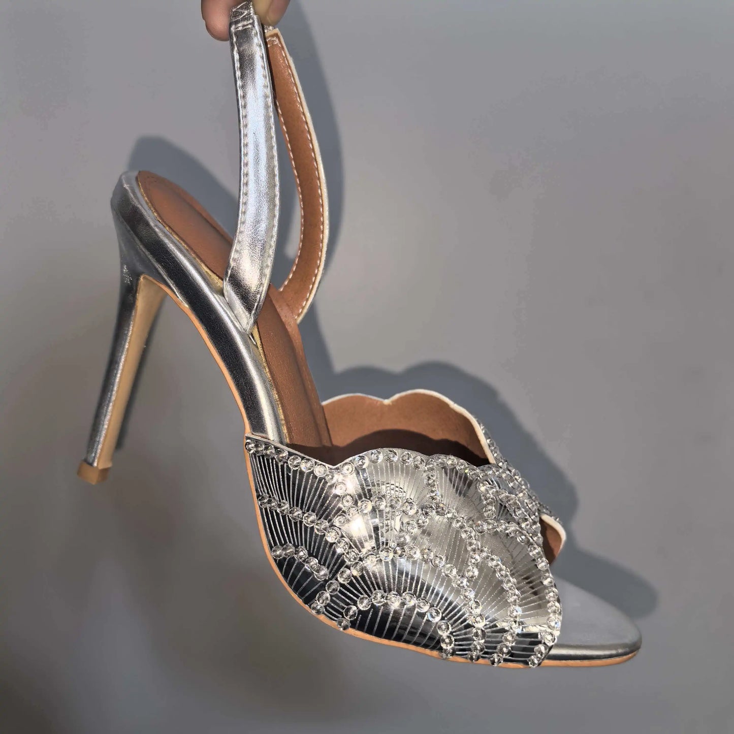 2026 New Gold Pineapple Sexy Rhinestone Fine High Heel Sandals Women's Outdoor Wear Glamorous Lady Executive Plus Size Slippers