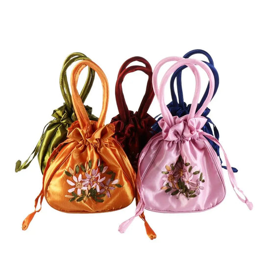 Satin Silk Hanfu Drawstrings Bag Leaf Ethnic Style Embroidery Flower Handbag Cosmetic Makeup Bag Mommy Bag Small Purse Wallet