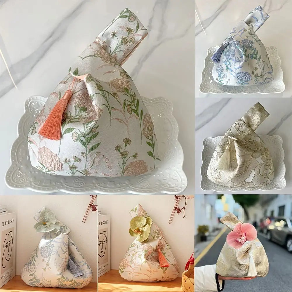 Bags Lunch Bag Temperament Cosmetic Bag New Chinese Style Handbag Cheongsam Accessories Tassel Knot Wrist Bag Small Item Pouch