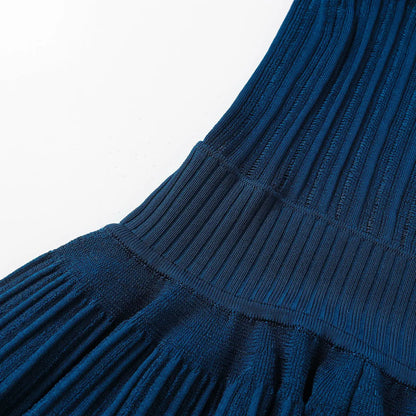 2026 Summer New Women's Breathable Pleated Suspender Dress, High-Quality Fashionable Casual Vacation Fitted A-line Knit Skirt