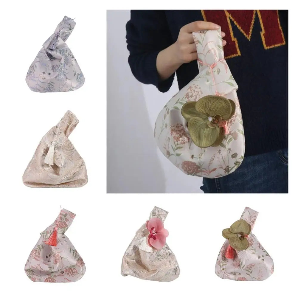 Bags Lunch Bag Temperament Cosmetic Bag New Chinese Style Handbag Cheongsam Accessories Tassel Knot Wrist Bag Small Item Pouch
