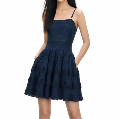 2026 Summer New Women's Breathable Pleated Suspender Dress, High-Quality Fashionable Casual Vacation Fitted A-line Knit Skirt