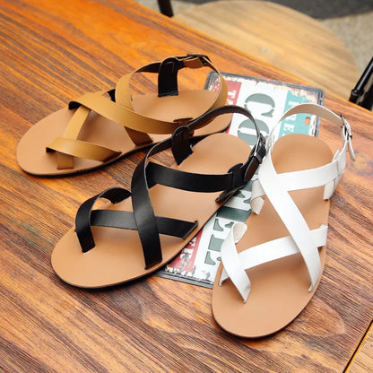 New Summer Men Sandals Leather Vintage Flat Heel Solid Buckle Beach Gladiator Sandals Shoes Breathable Men Flip Flops Sandals