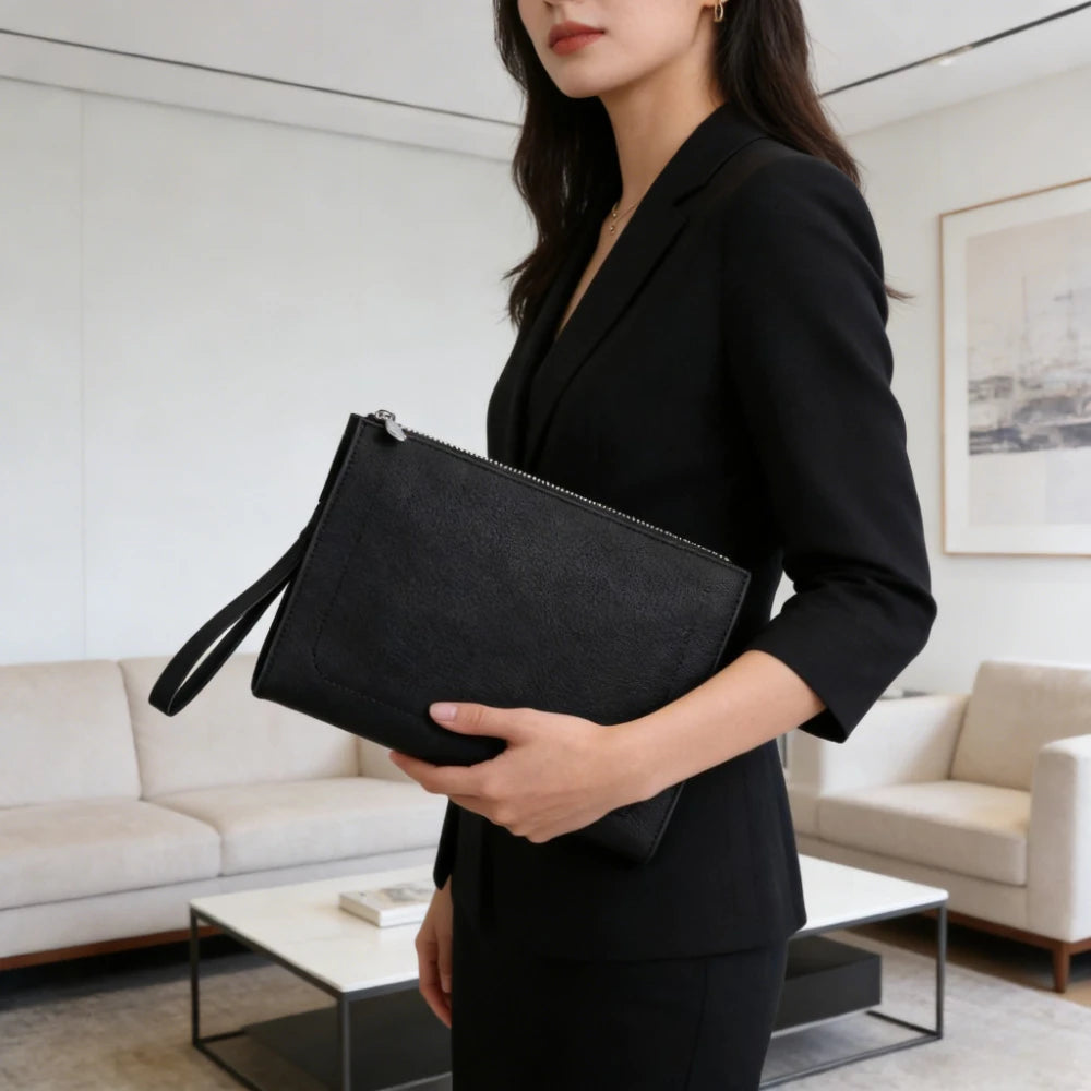 Mens Clutches Luxury High Quality Leather Envelope Clutch Bag Business Simple Large Capacity Card Holder Daily Office Casual