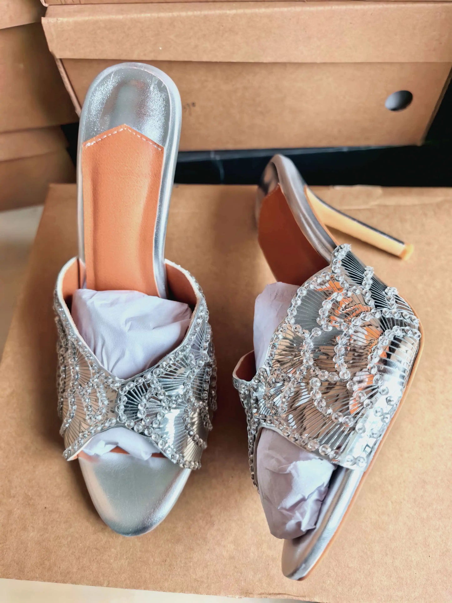 2026 New Gold Pineapple Sexy Rhinestone Fine High Heel Sandals Women's Outdoor Wear Glamorous Lady Executive Plus Size Slippers