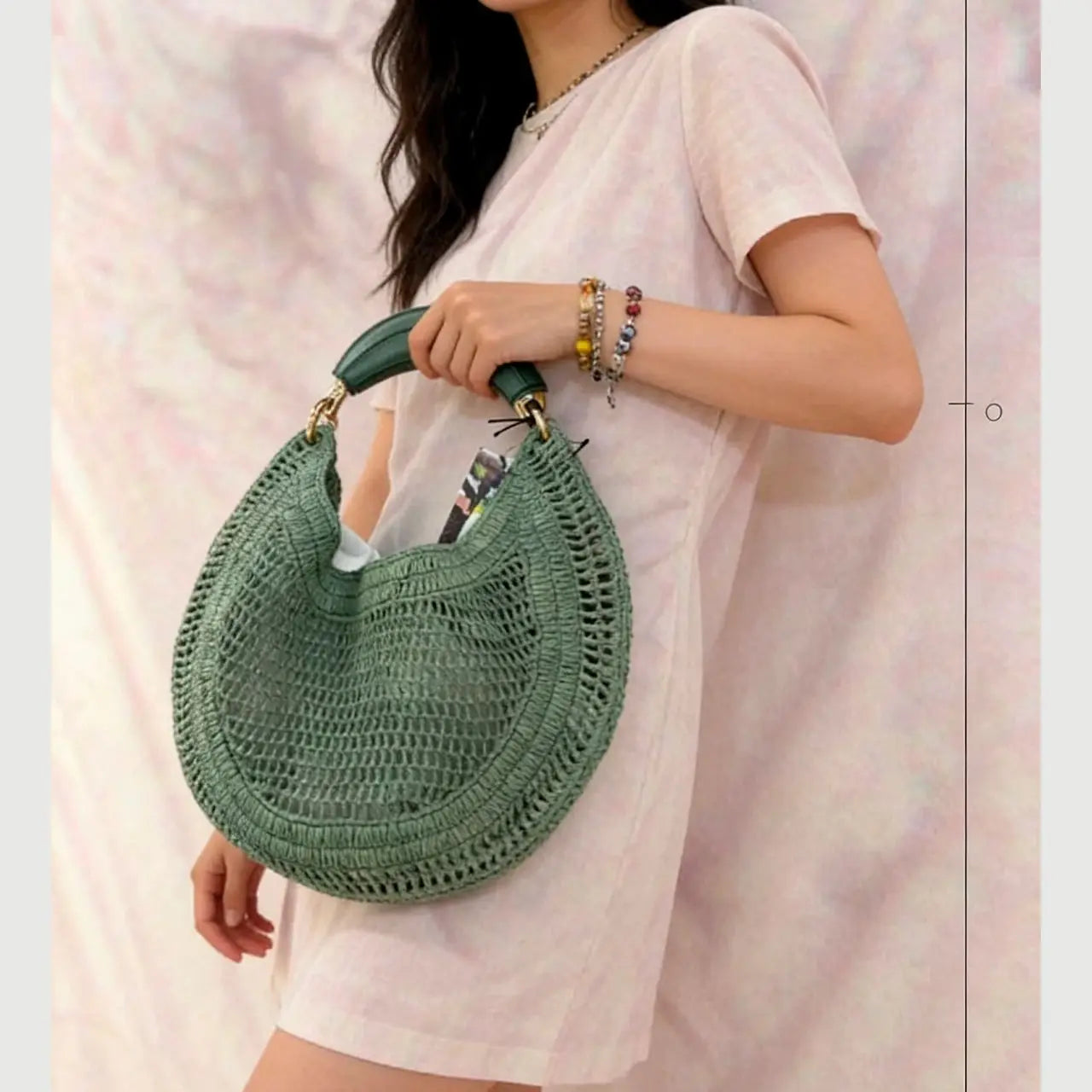 Cross border summer seaside vacation style retro wrist pure handmade colorful grass woven armpit bag hobo handbag